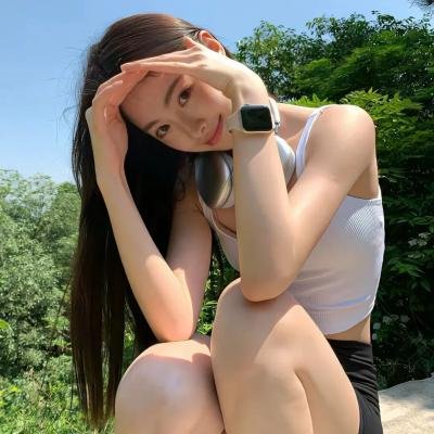 新娘向后跑